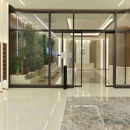 Floor Presidential With Free Private Parking In The Center Of Lägenhet Skopje