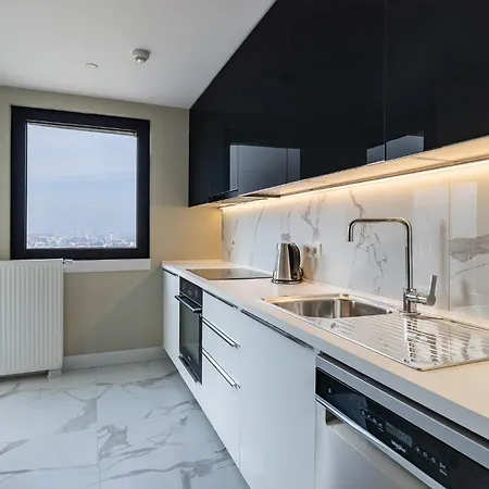 Floor Presidential With Free Private Parking In The Center Of Apartment